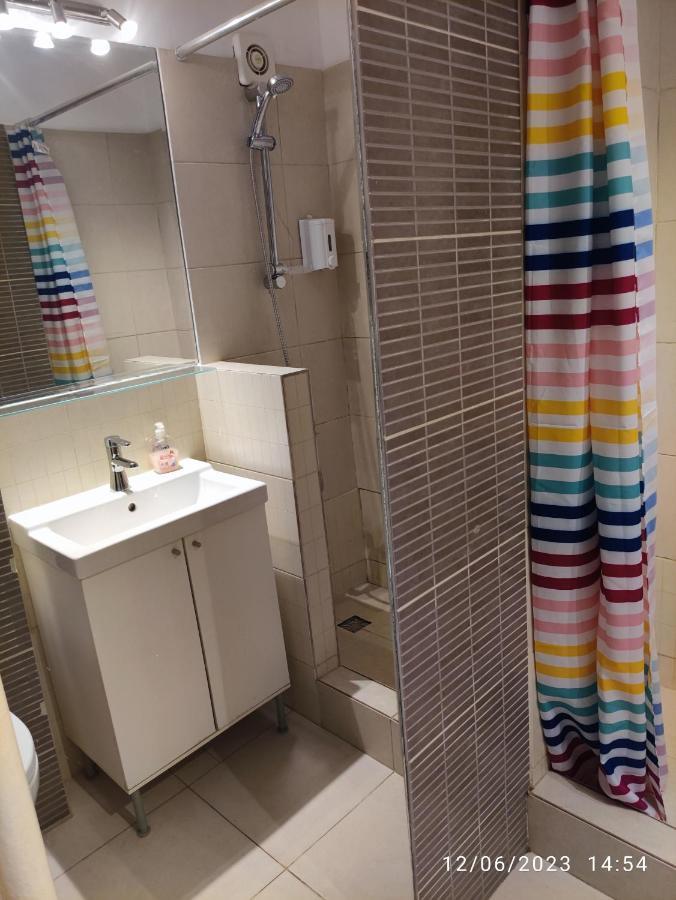 Fabian Central Apartment Bucureşti Ngoại thất bức ảnh