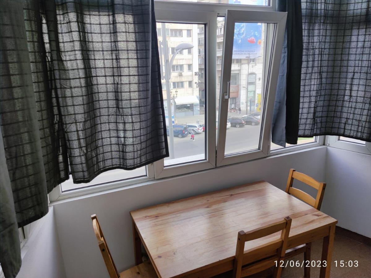 Fabian Central Apartment Bucureşti Ngoại thất bức ảnh